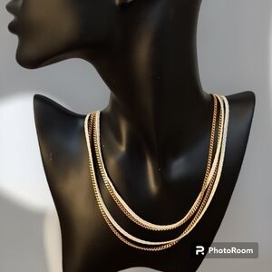 VTG DIRECTION ONE Cream Gold Chain Layered Necklace